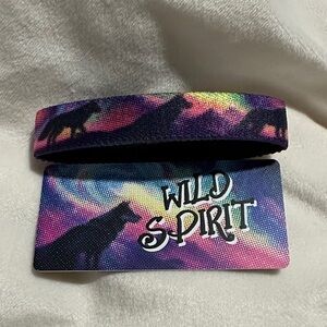 Zox “Wild Spirit” Wolf Design Bracelet - new with card - medium